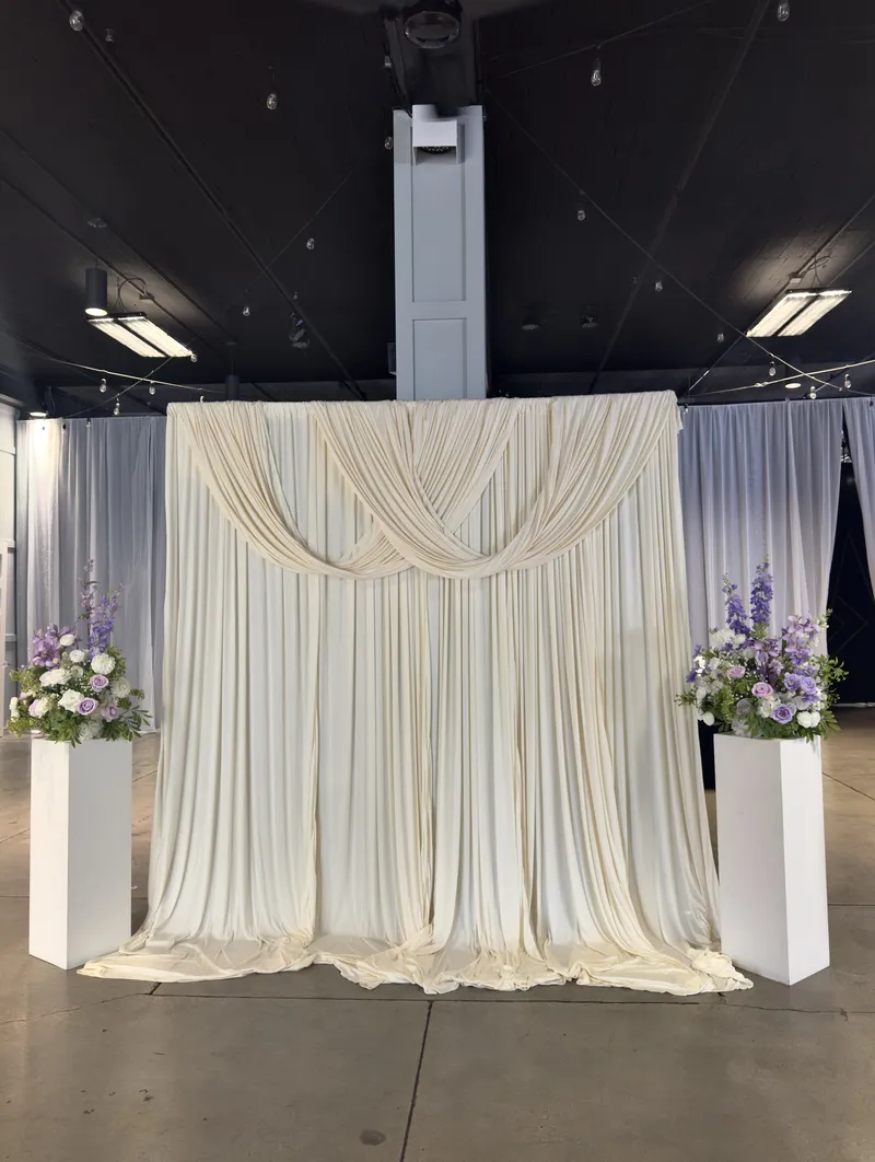 The Signature Backdrop Set